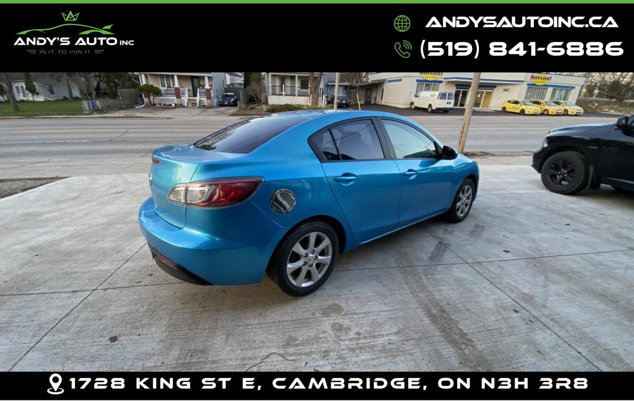 2011 Mazda MAZDA3 GT ! LEATHER ! SUNROOF ! Photo3