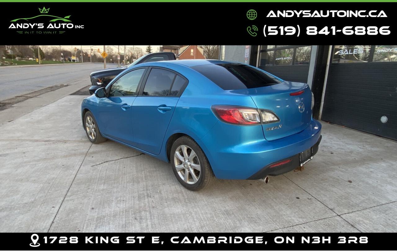 2011 Mazda MAZDA3 GT ! LEATHER ! SUNROOF ! Photo