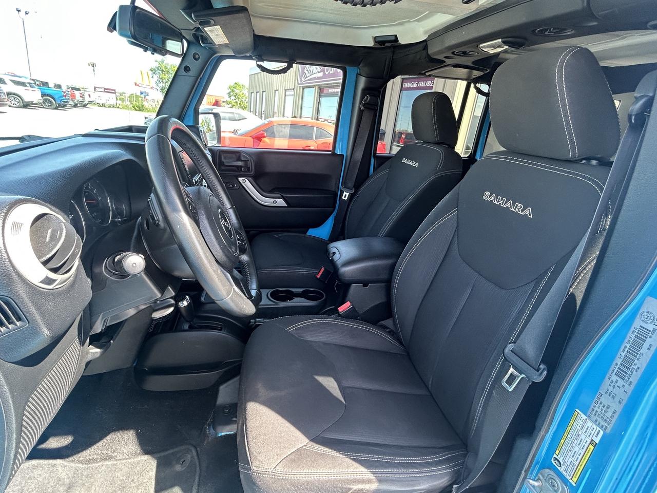 2017 Jeep WRANGLER UNLIMITED Sahara  ** CALL NAPANEE 613-354-2100 Photo