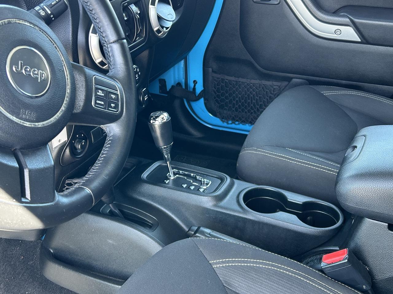 2017 Jeep WRANGLER UNLIMITED Sahara  ** CALL NAPANEE 613-354-2100 Photo