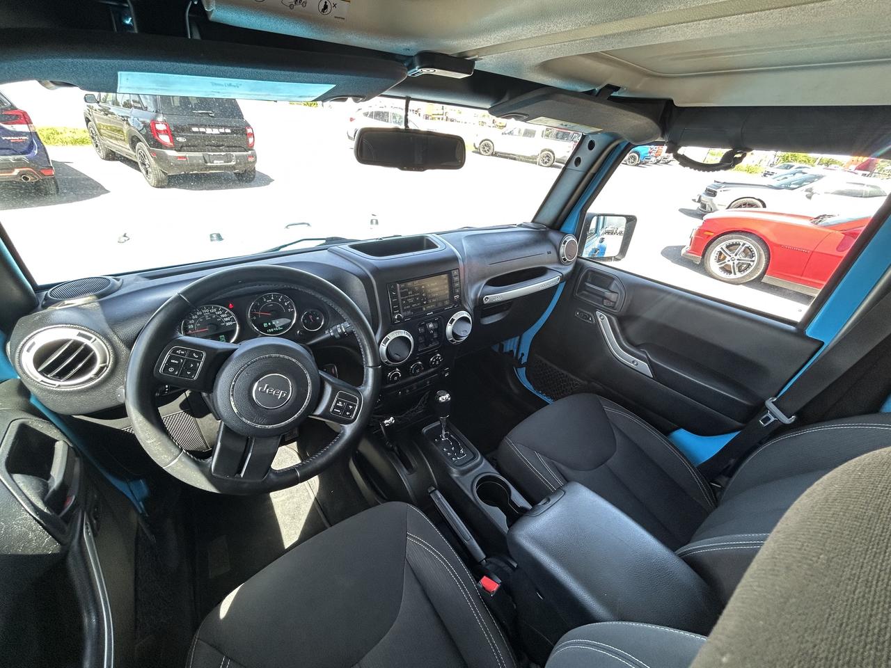 2017 Jeep WRANGLER UNLIMITED Sahara  ** CALL NAPANEE 613-354-2100 Photo