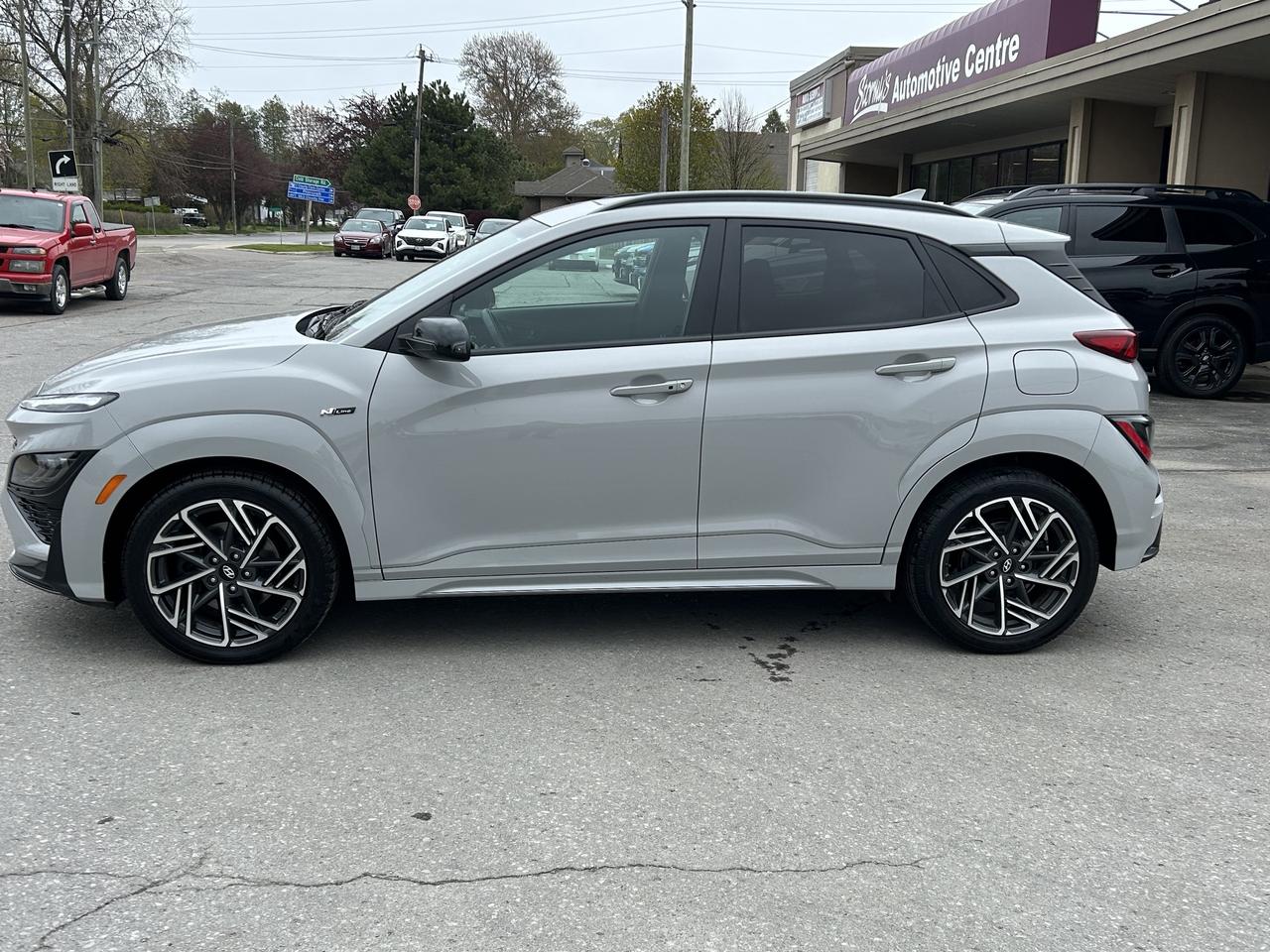 2022 Hyundai KONA N-LINE/LEATHER/SUN ROOF/BACK UP CAM/CALL PICTON Photo