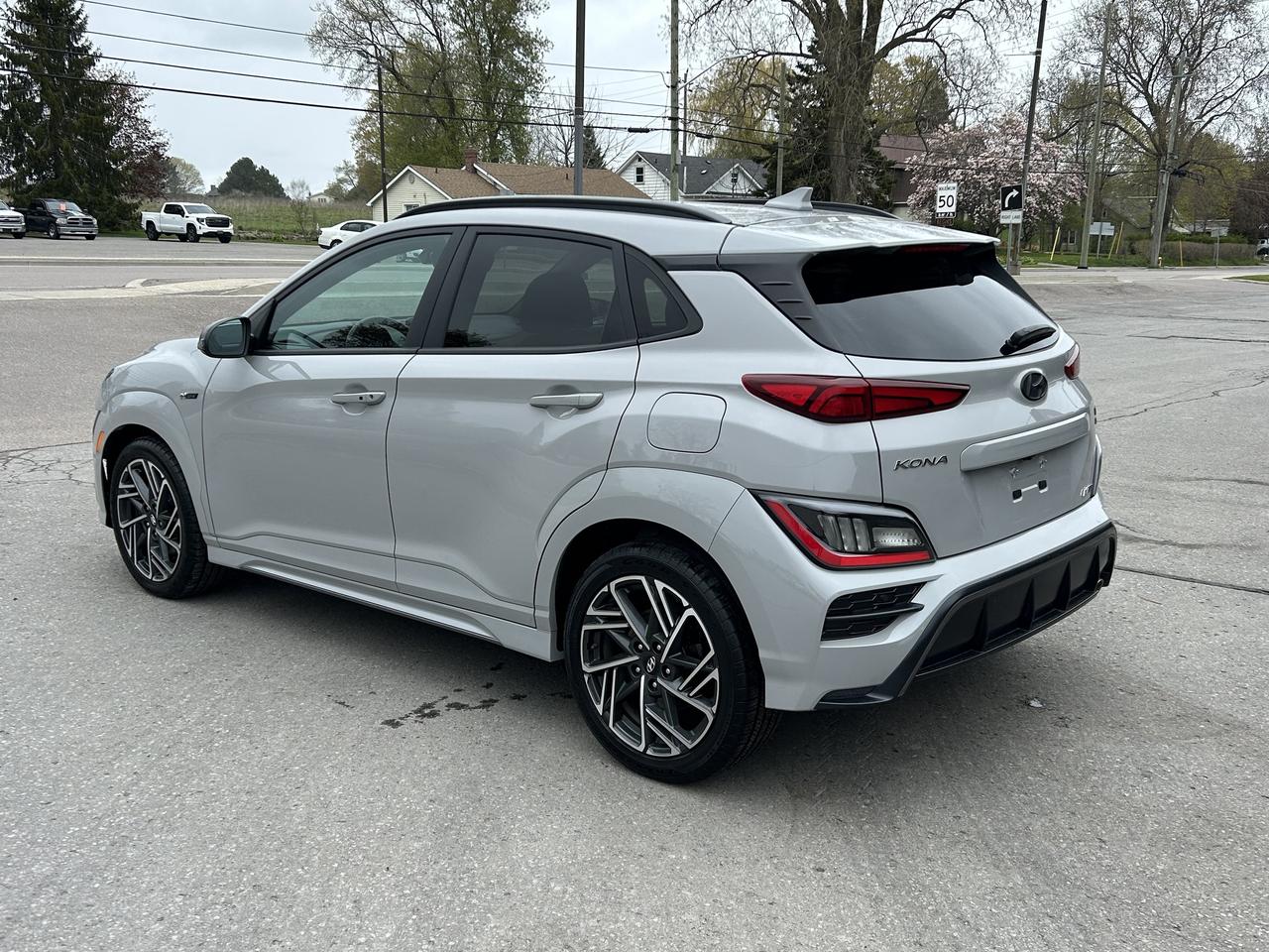 2022 Hyundai KONA N-LINE/LEATHER/SUN ROOF/BACK UP CAM/CALL PICTON Photo