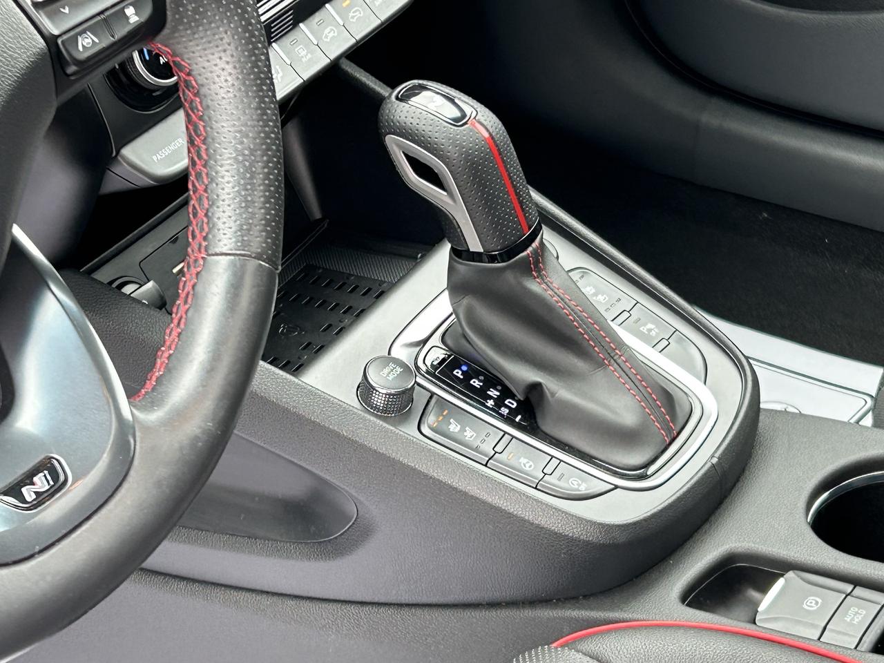 2022 Hyundai KONA N-LINE/LEATHER/SUN ROOF/BACK UP CAM/CALL PICTON Photo