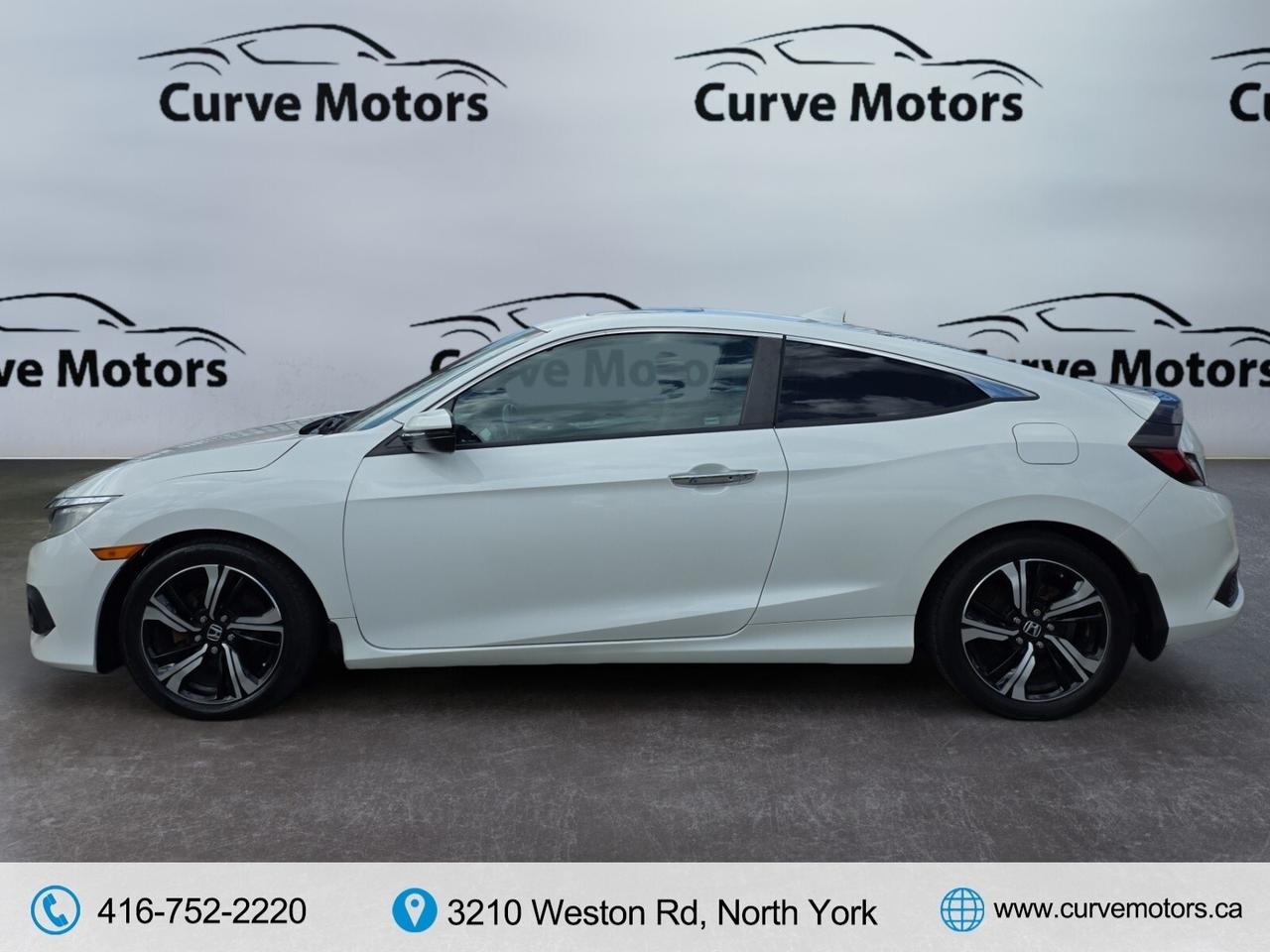 2017 Honda Civic Coupe 2dr Touring * LEATHER / ROOF / CARPLAY / CAMERA / Photo
