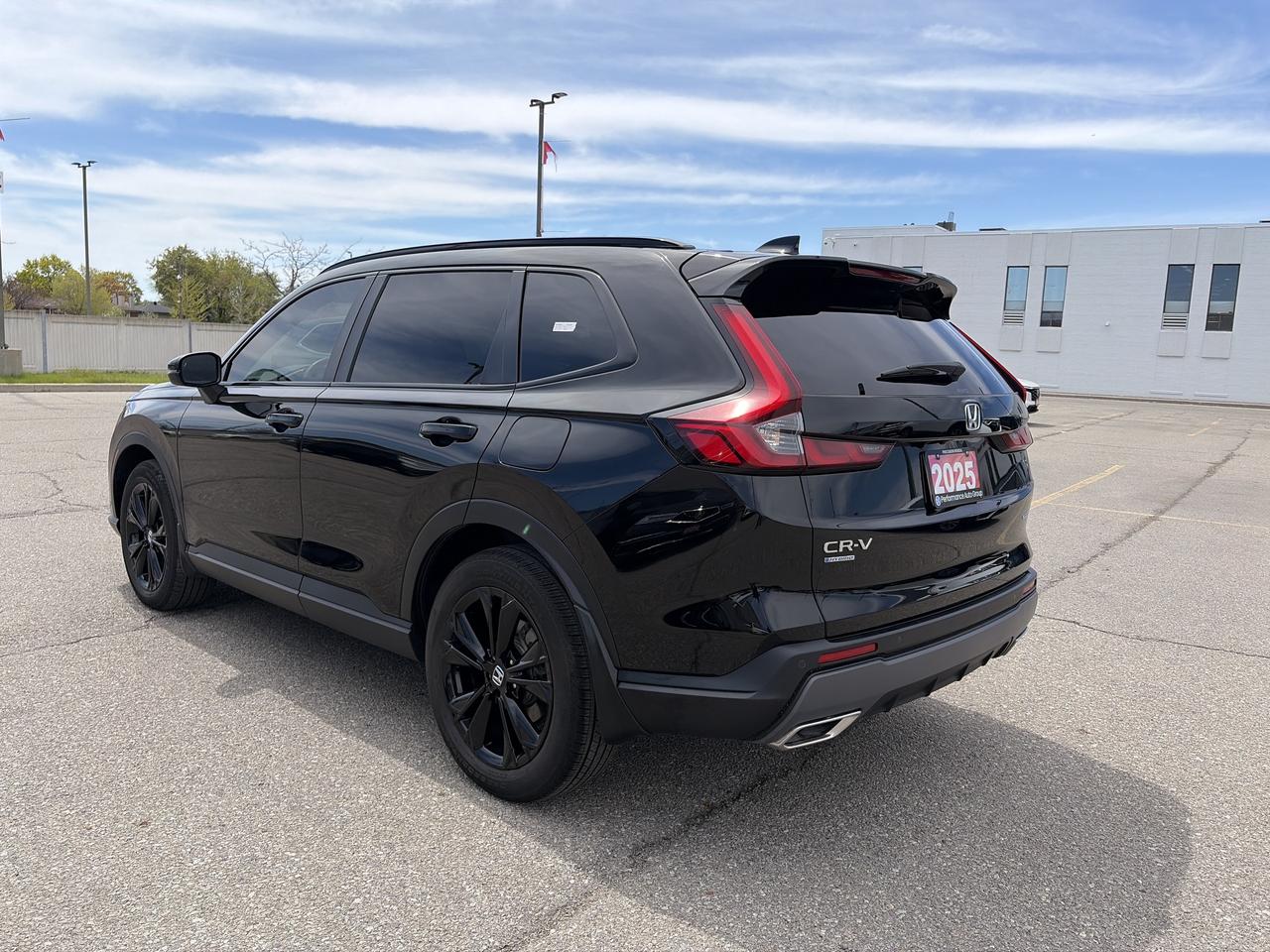 2025 Honda CR-V Touring HYBRID  Navi  Leather  Sunroof Photo3