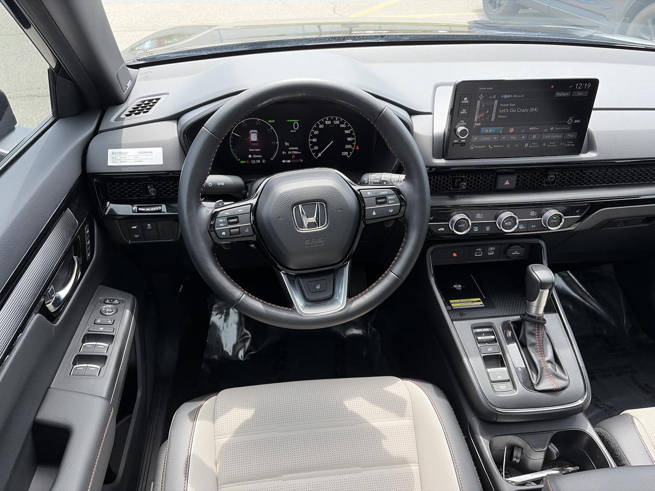 2025 Honda CR-V Touring HYBRID  Navi  Leather  Sunroof Photo