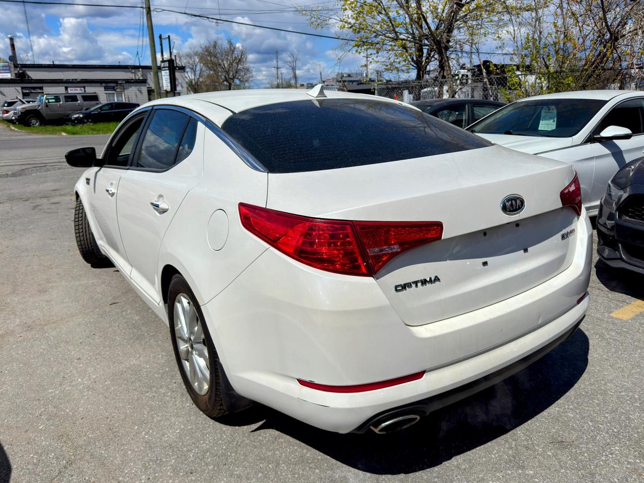 2012 Kia Optima EX Photo3