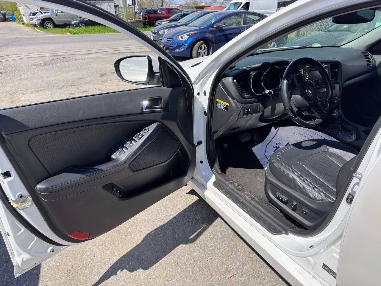 2012 Kia Optima EX Photo