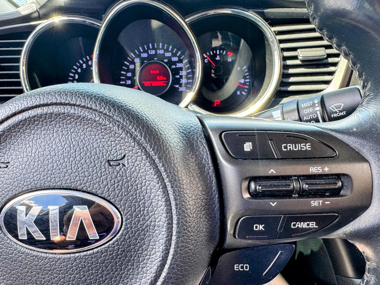 2012 Kia Optima EX Photo
