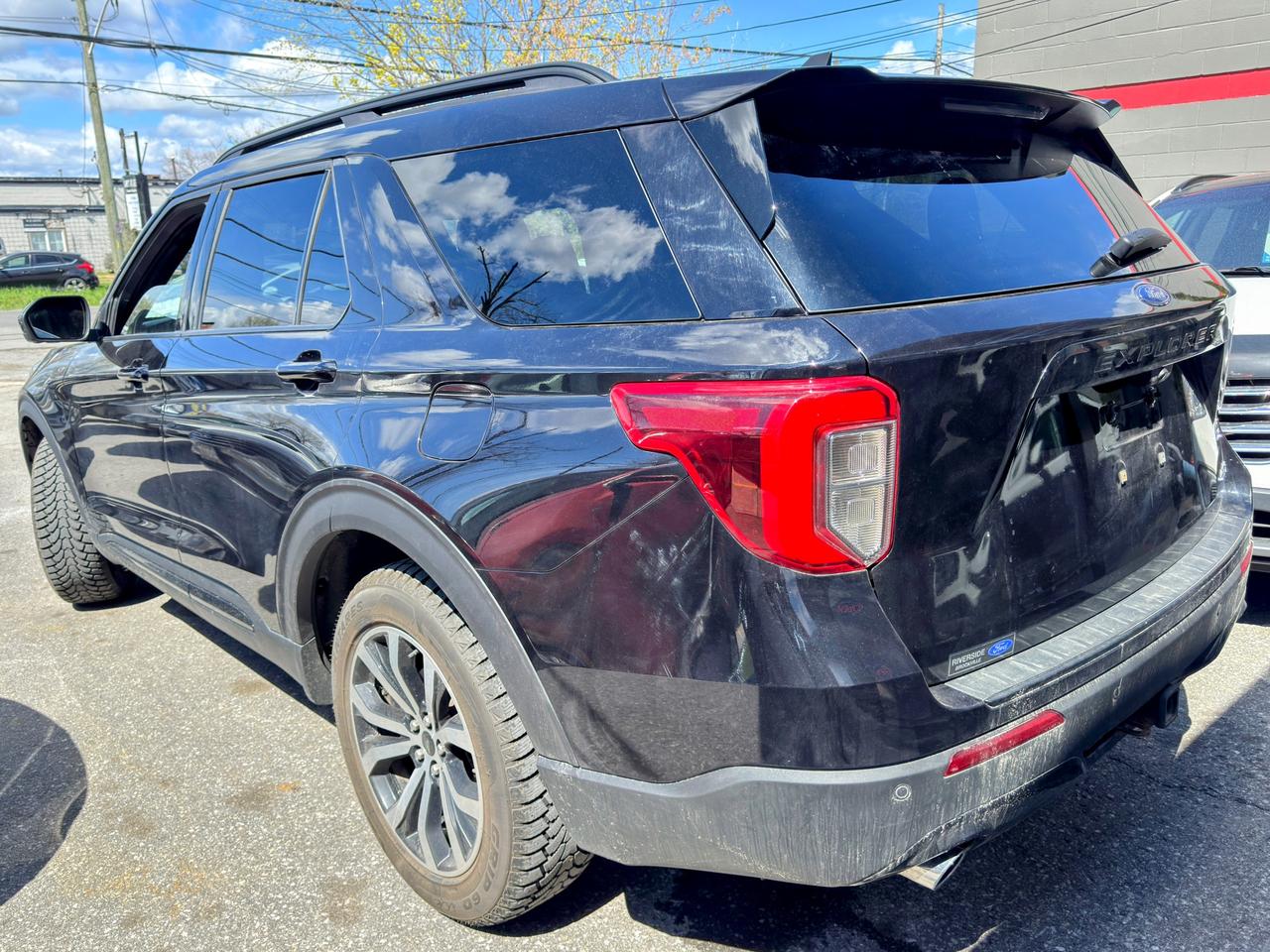 2023 Ford Explorer ST Line Photo