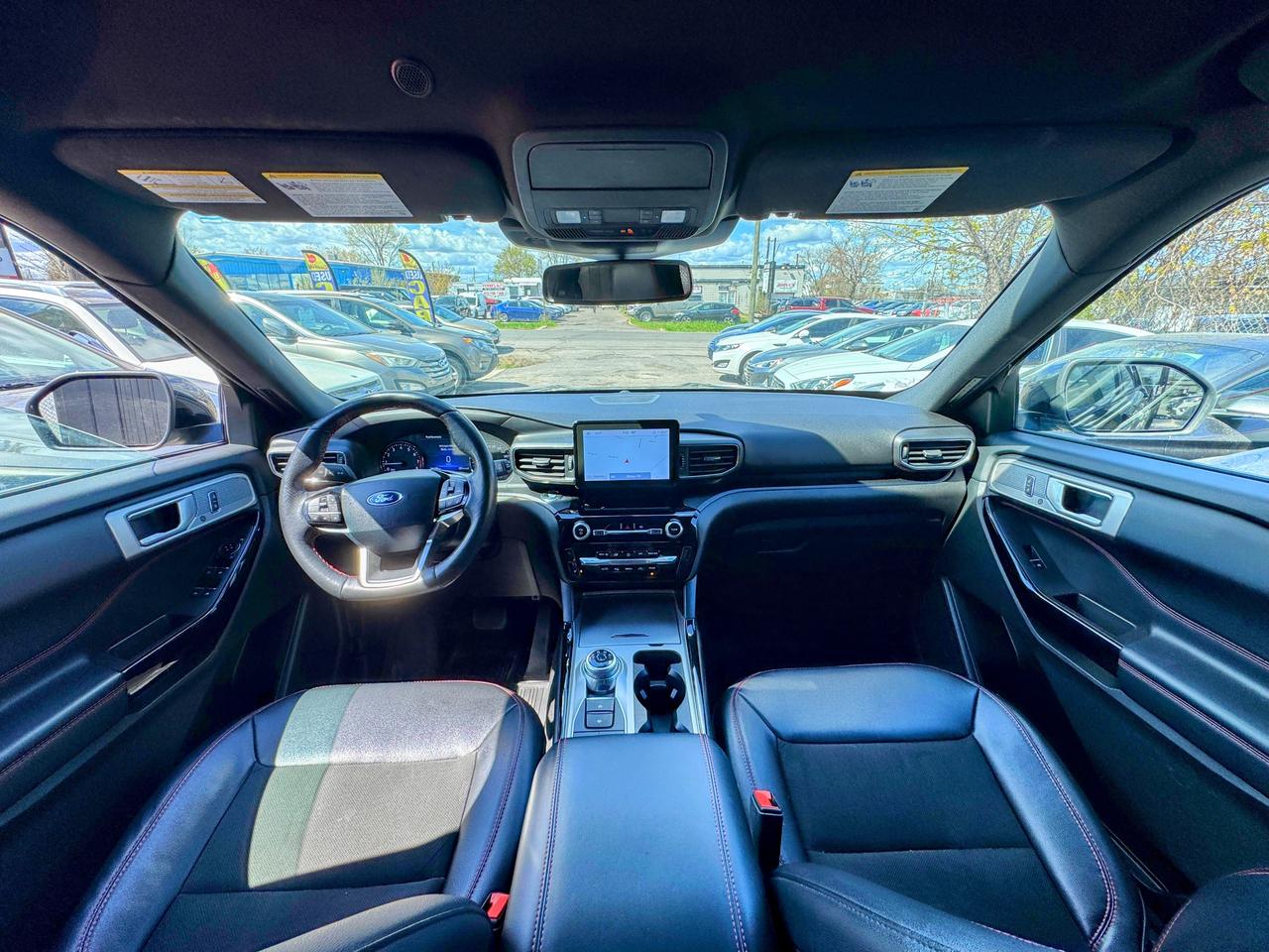 2023 Ford Explorer ST Line Photo