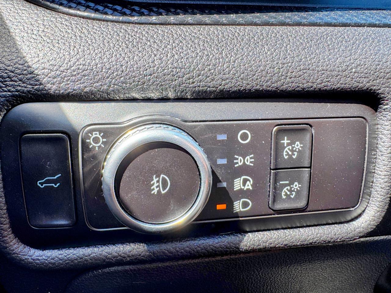 2023 Ford Explorer ST Line Photo