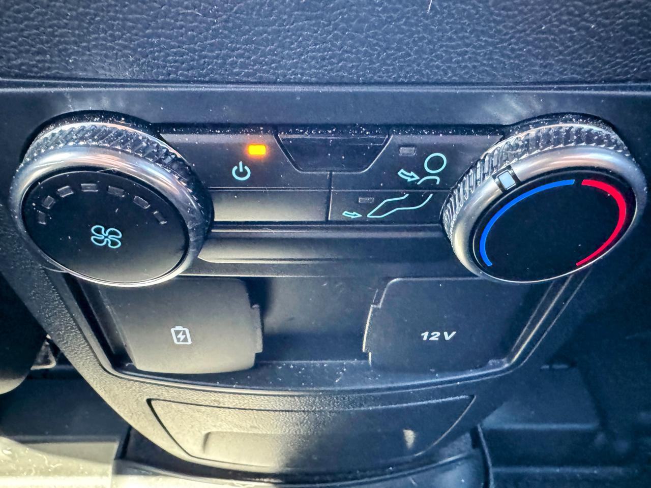 2023 Ford Explorer ST Line Photo