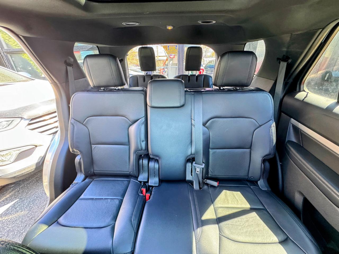 2017 Ford Explorer XLT Photo