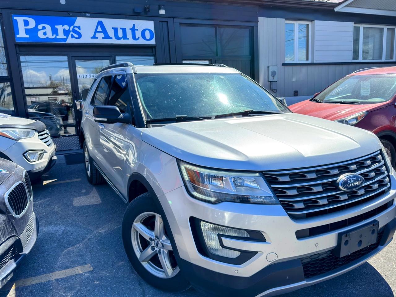 2017 Ford Explorer XLT Photo