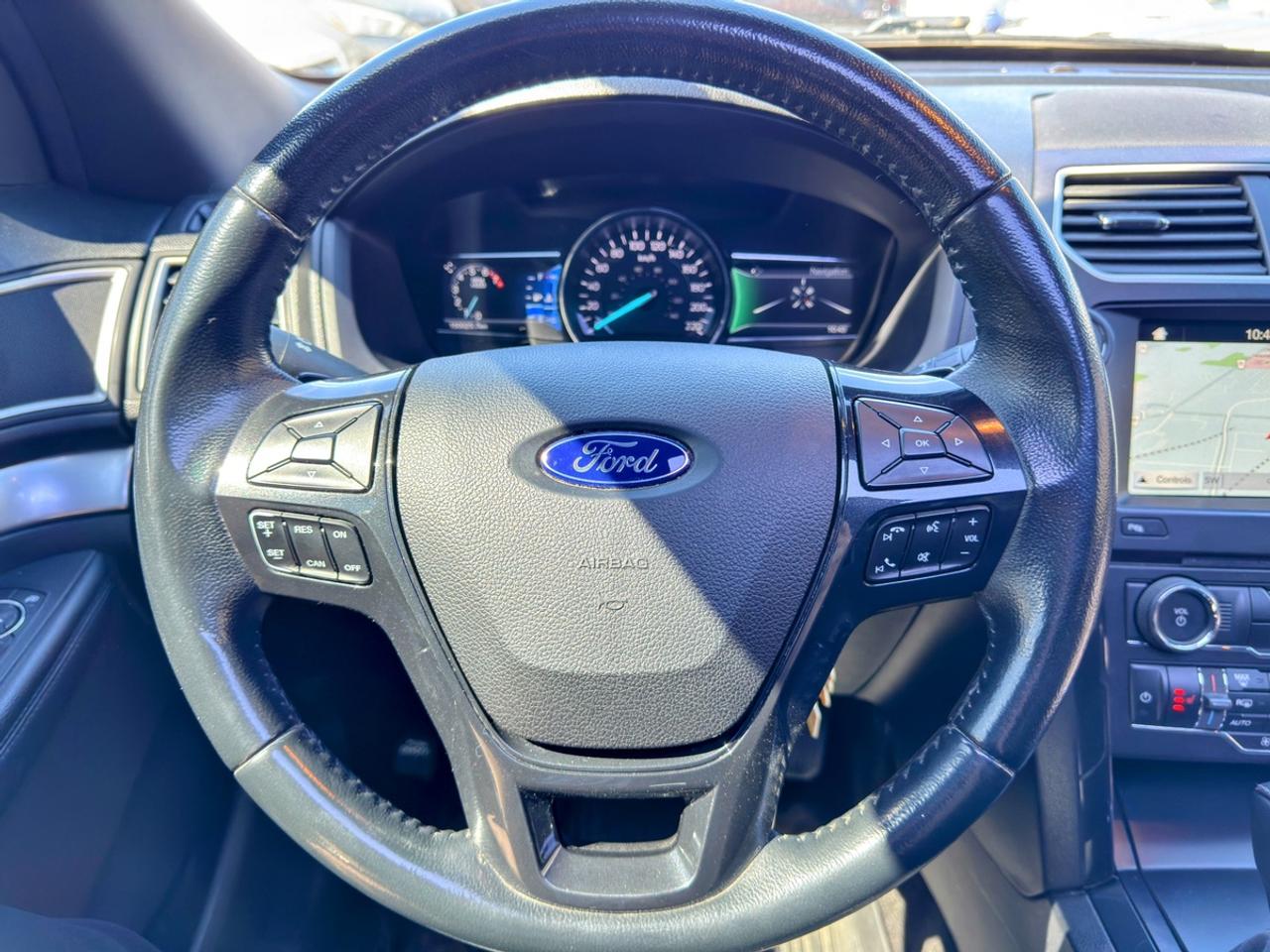 2017 Ford Explorer XLT Photo