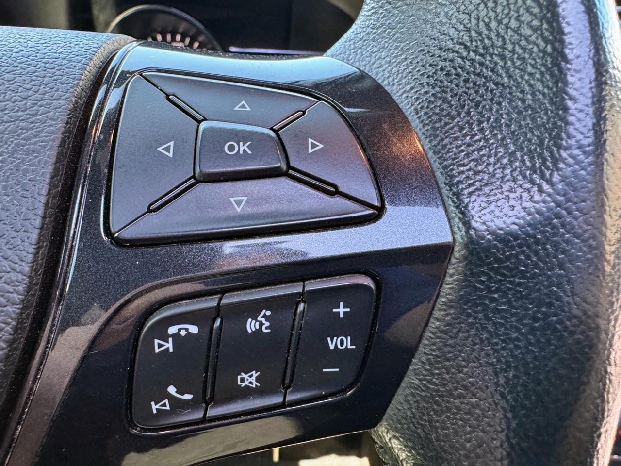 2017 Ford Explorer XLT Photo