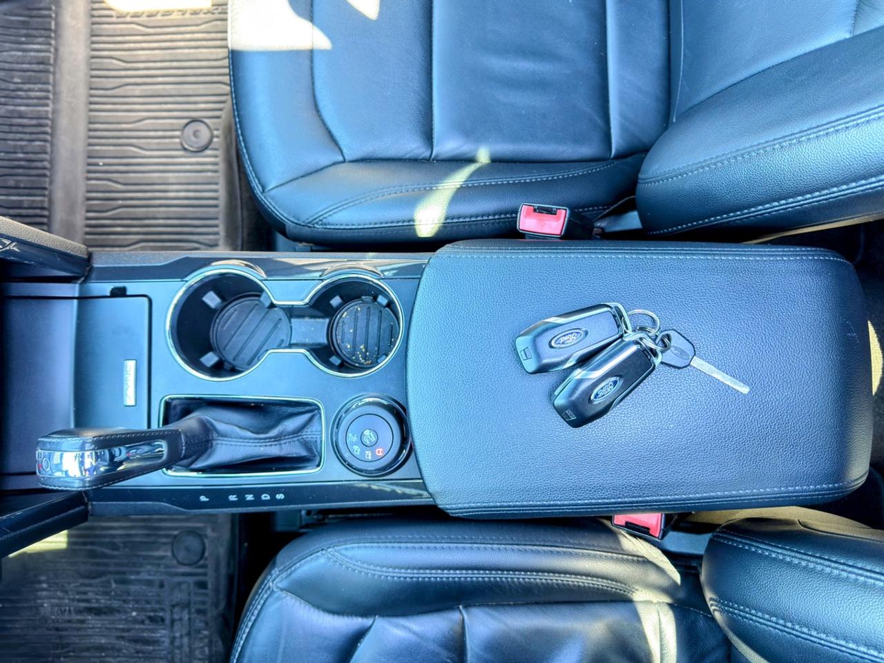 2017 Ford Explorer XLT Photo