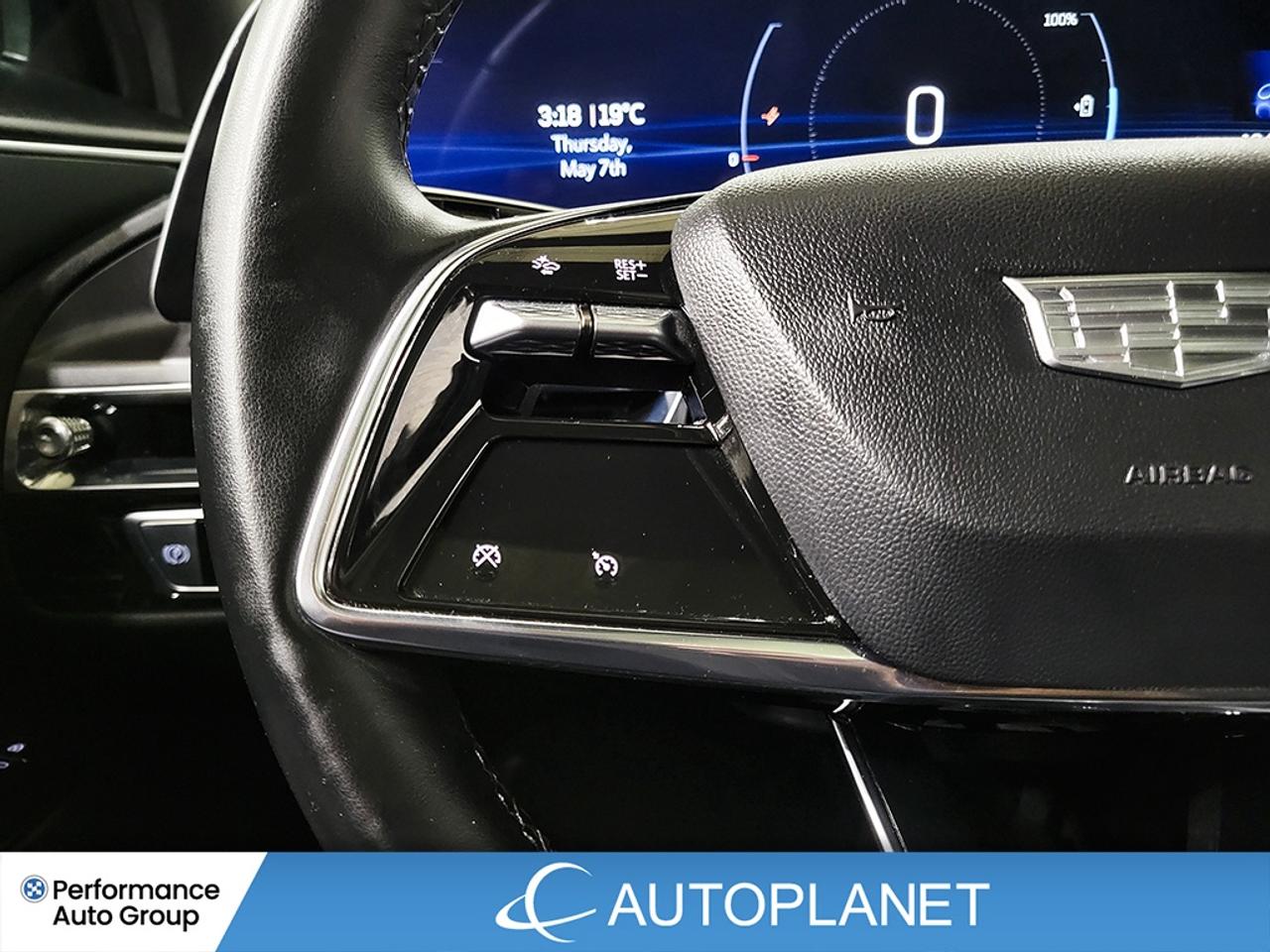 2024 Cadillac LYRIQ Tech AWD, Apple CarPlay, 494 Km Range (est) Photo