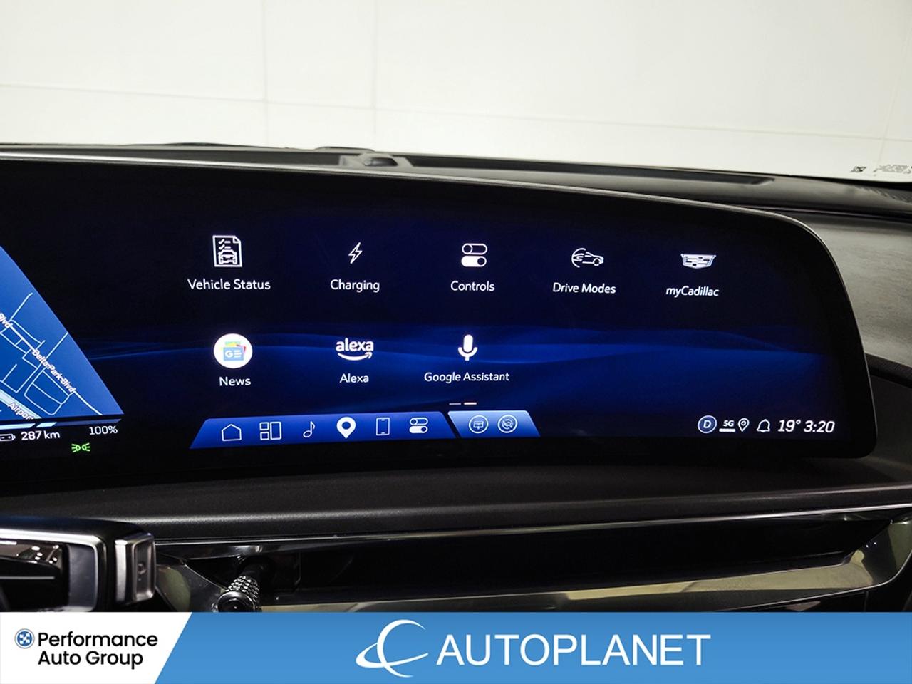 2024 Cadillac LYRIQ Tech AWD, Apple CarPlay, 494 Km Range (est) Photo