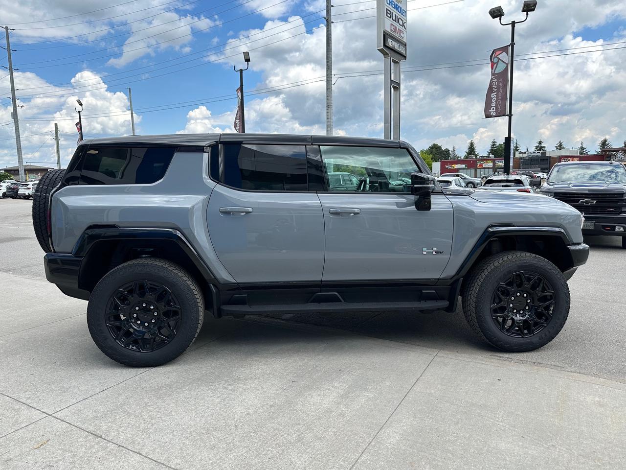 2026 GMC HUMMER EV SUV 2X w/1SF 4dr All-Wheel Drive Photo