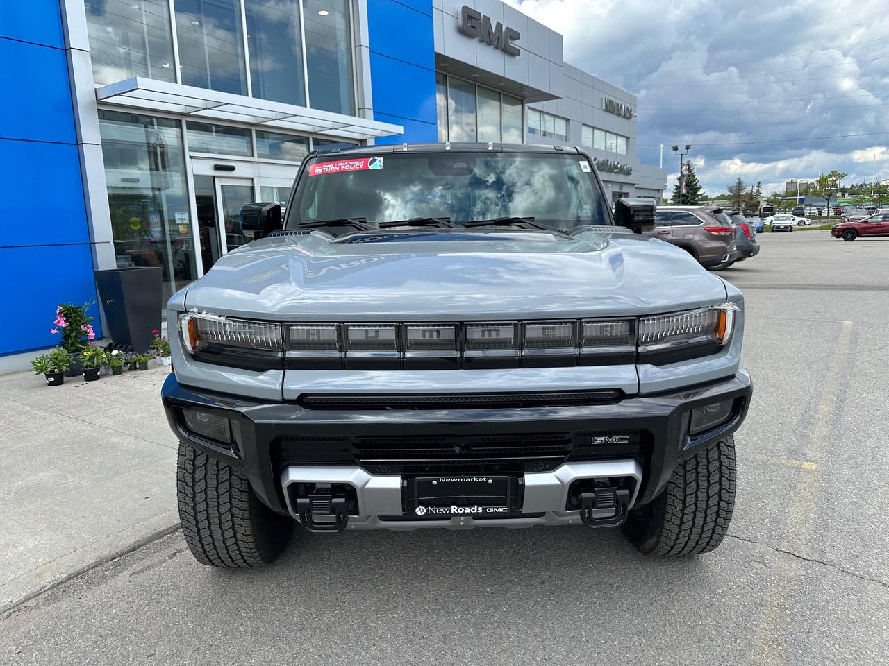 2026 GMC HUMMER EV SUV 2X w/1SF 4dr All-Wheel Drive Photo