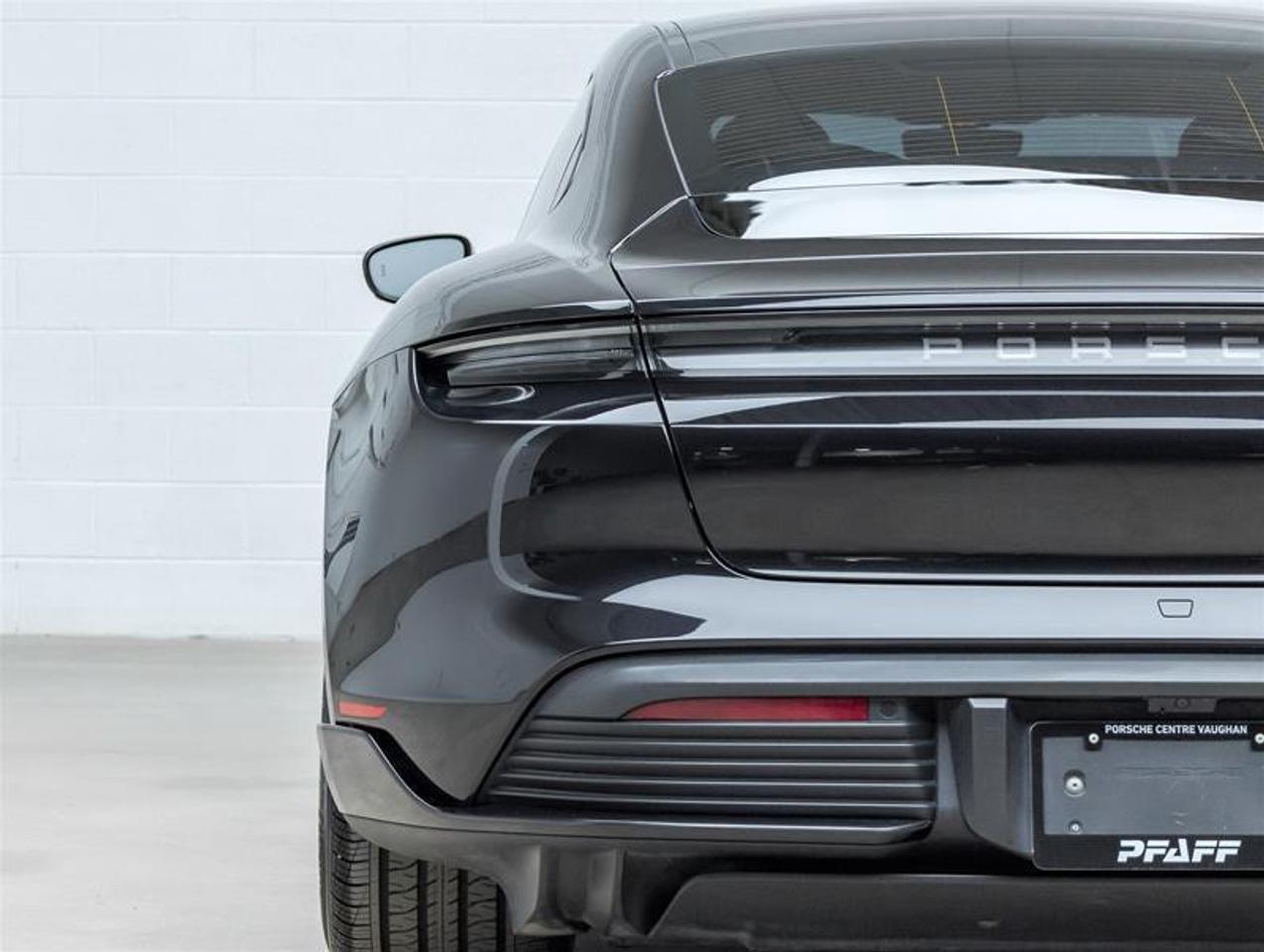 2020 Porsche Taycan  Photo