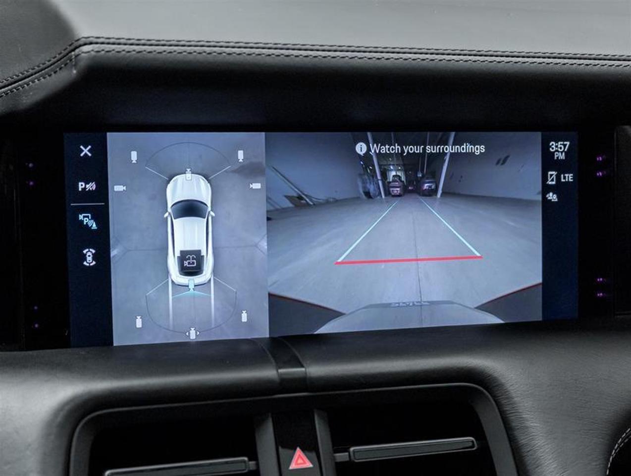 2020 Porsche Taycan  Photo