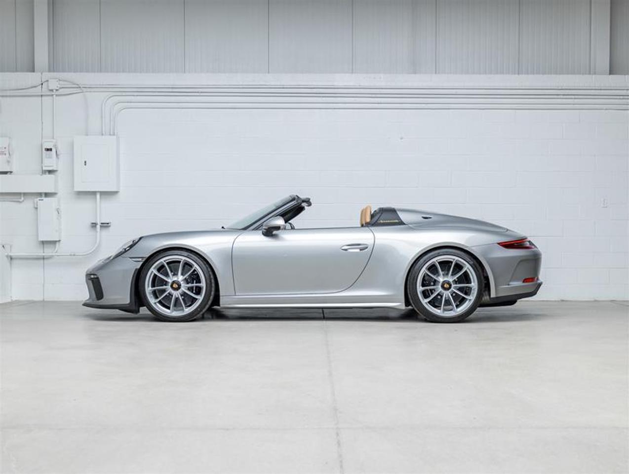 2019 Porsche 911  Photo
