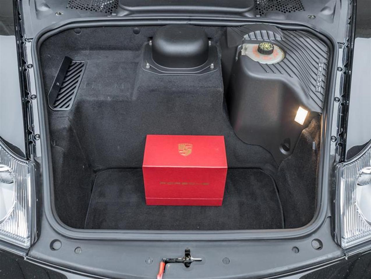 2003 Porsche 911  Photo