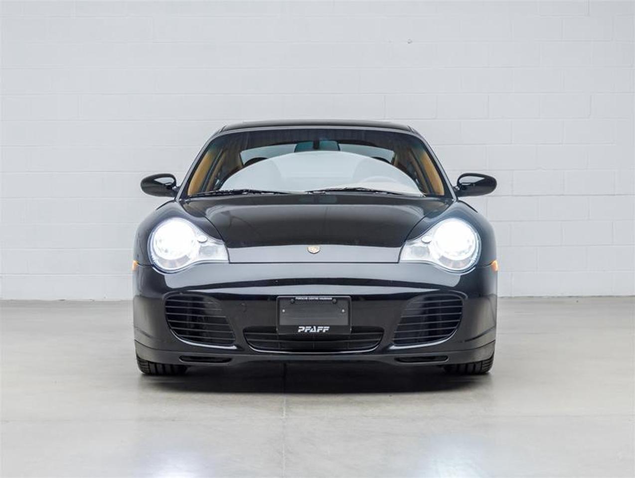 2003 Porsche 911  Photo