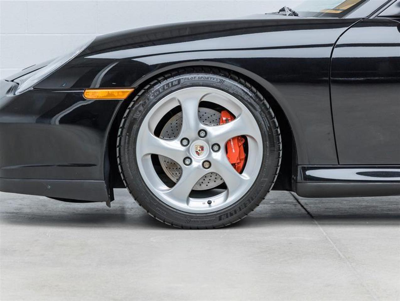 2003 Porsche 911  Photo