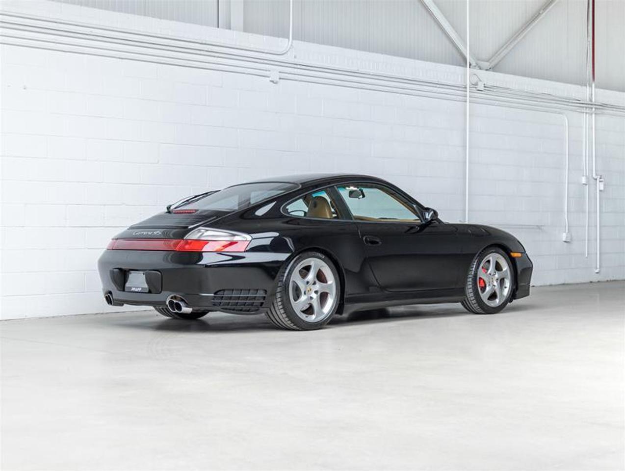 2003 Porsche 911  Photo