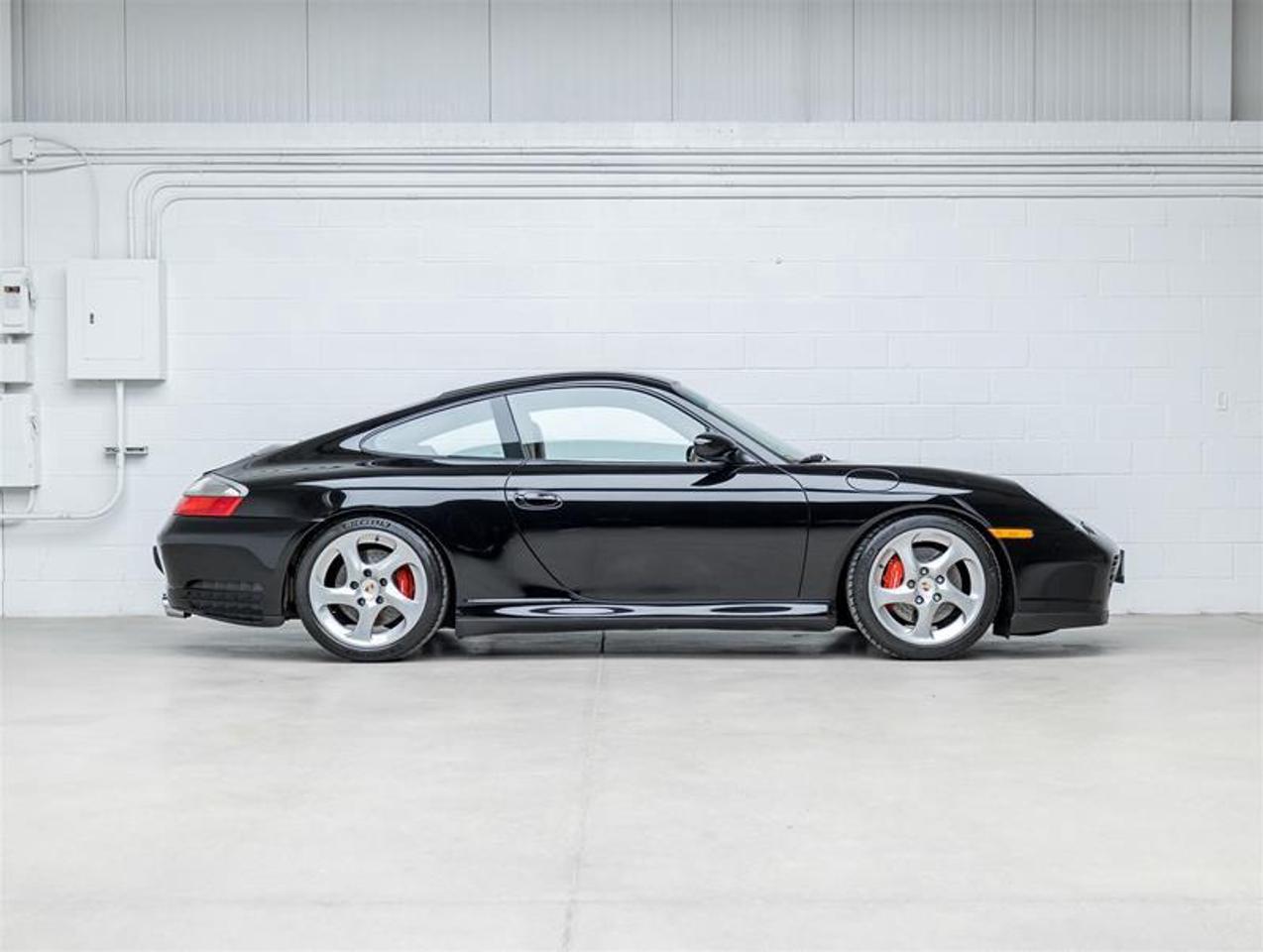 2003 Porsche 911  Photo