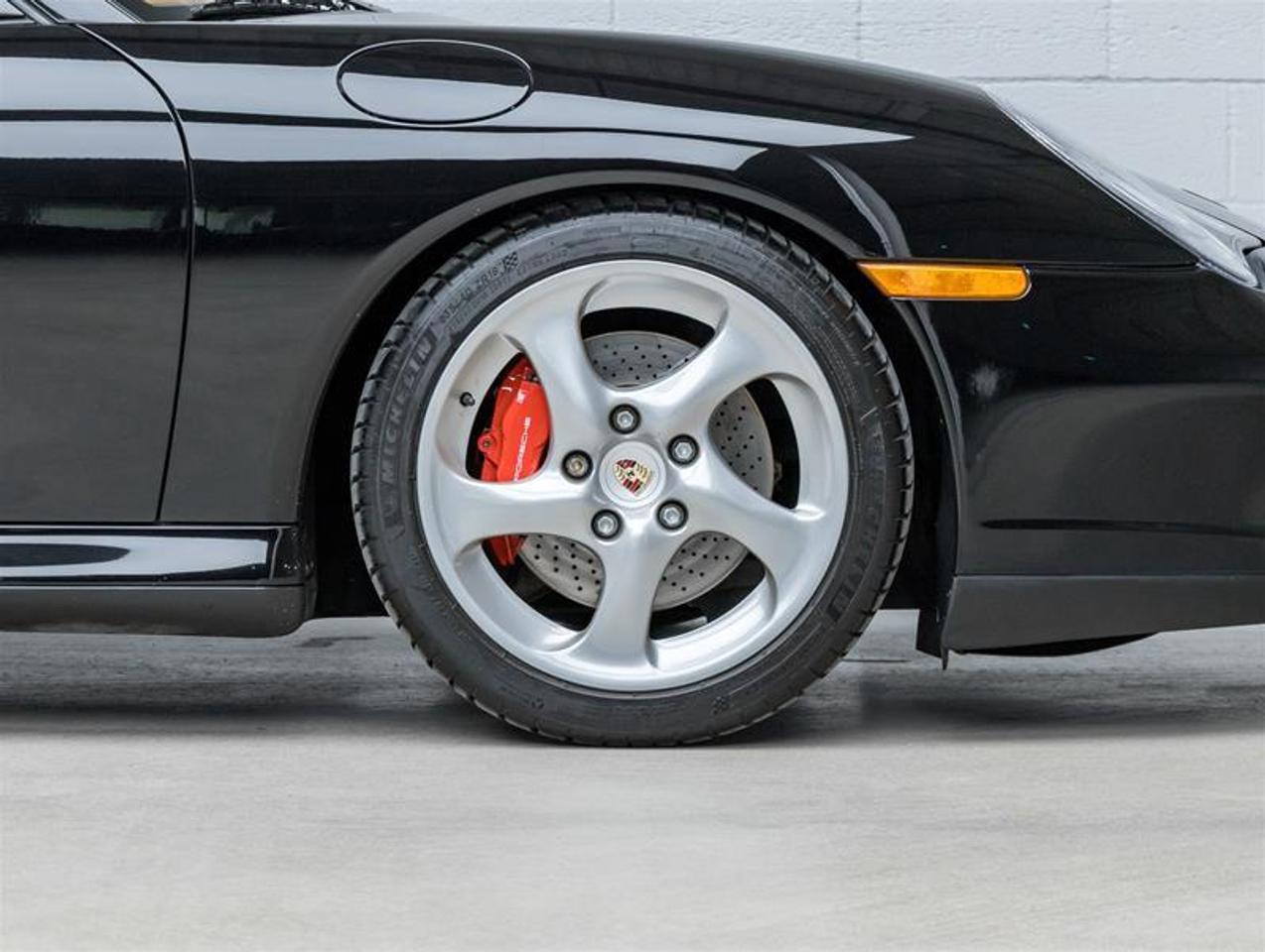 2003 Porsche 911  Photo