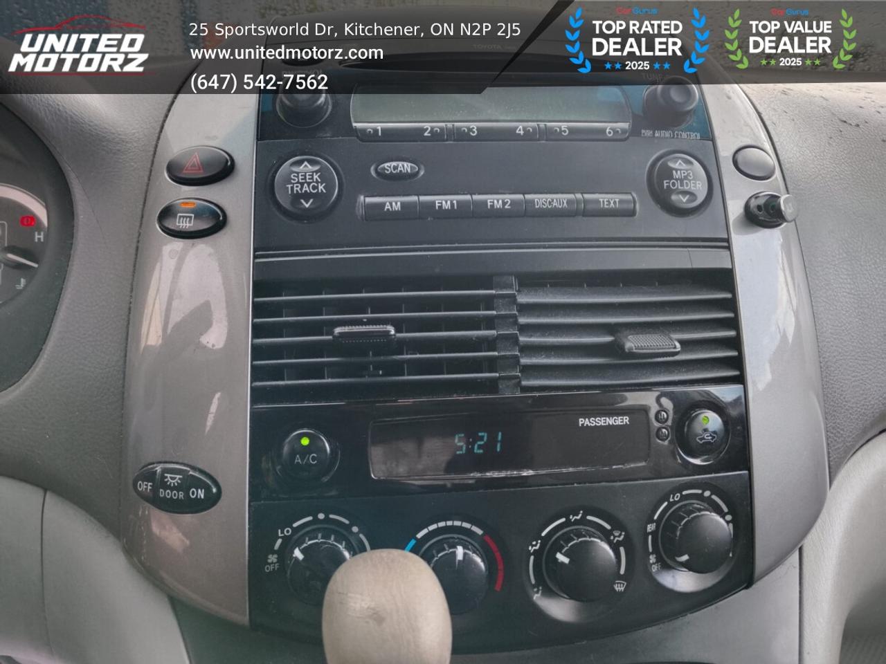 2006 Toyota Sienna CE Photo