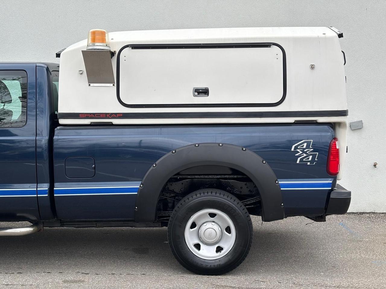2014 Ford F-250 4WD SuperCab 8' LONG BOX-SPACE KAP-1 OWNER-GOVT! Photo2