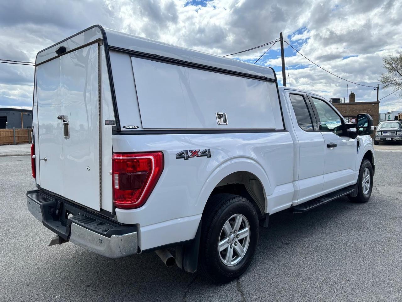 2021 Ford F-150 XLT 4WD SuperCab 6.5' Box MATCHING CAP-NAVIGATION! Photo