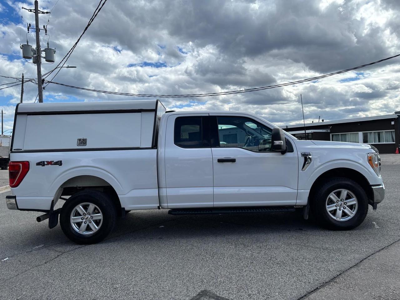 2021 Ford F-150 XLT 4WD SuperCab 6.5' Box MATCHING CAP-NAVIGATION! Photo
