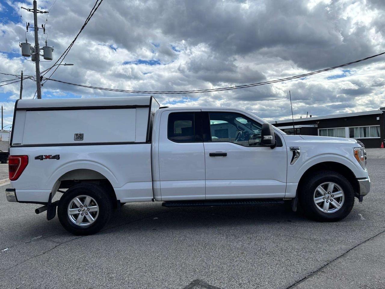 2021 Ford F-150 XLT 4WD SuperCab 6.5' Box MATCHING CAP-NAVIGATION! Photo