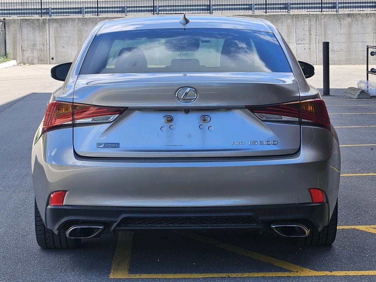 2017 Lexus IS AWD, Nav, Camera Photo