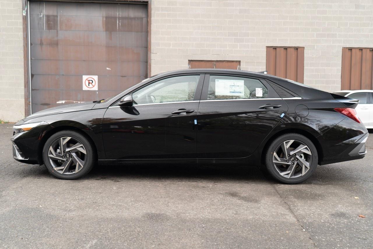 2026 Hyundai Elantra Hybrid Luxury Sedan Photo