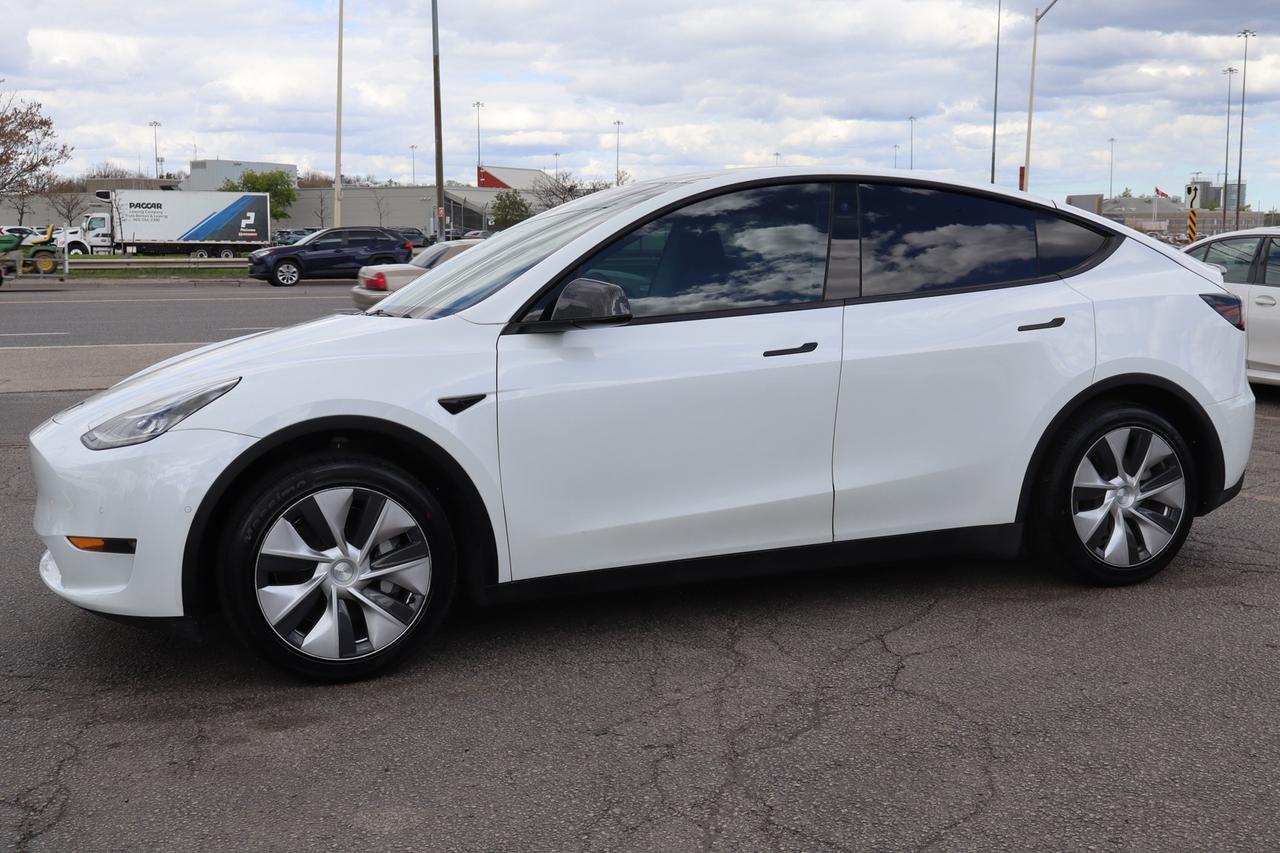 2022 Tesla Model Y Long Range AWD   No Accident   7 Passenger   Clean Photo