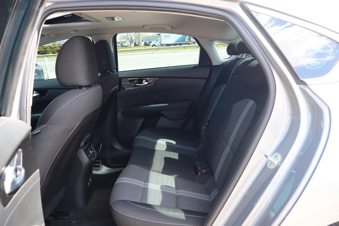 2023 Kia Forte EX   NO ACCIDENT   CLEAN CARFAX   ONE OWNER Photo