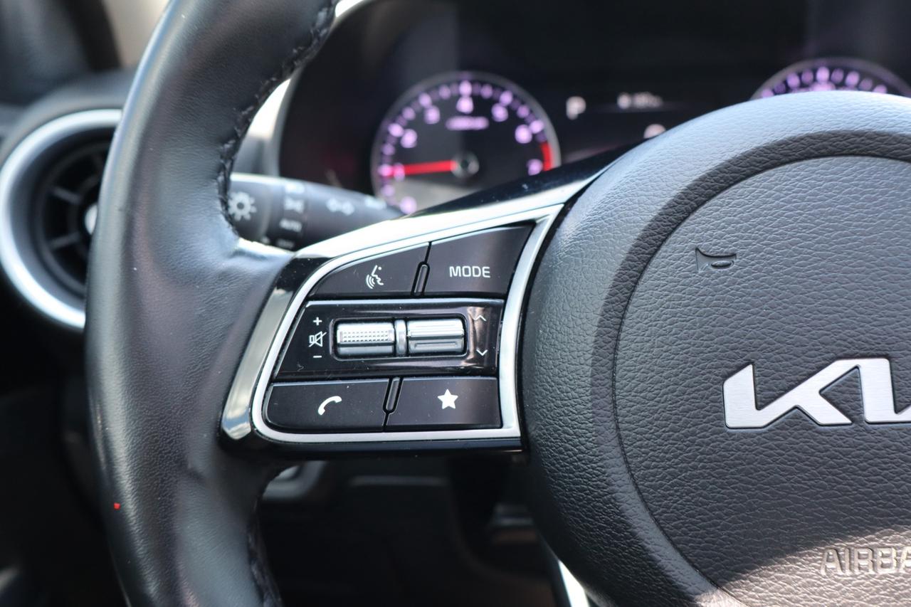 2023 Kia Forte EX   NO ACCIDENT   CLEAN CARFAX   ONE OWNER Photo