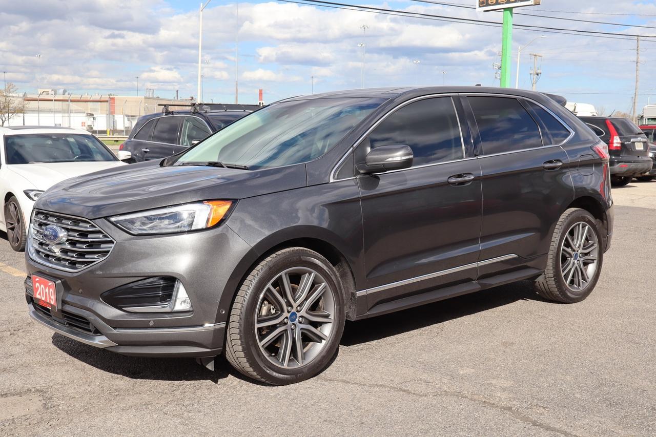 2019 Ford Edge Titanium AWD Photo