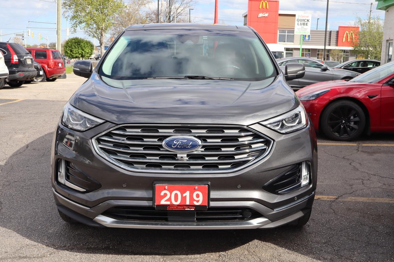 2019 Ford Edge Titanium AWD Photo