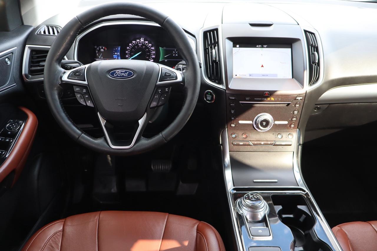 2019 Ford Edge Titanium AWD Photo