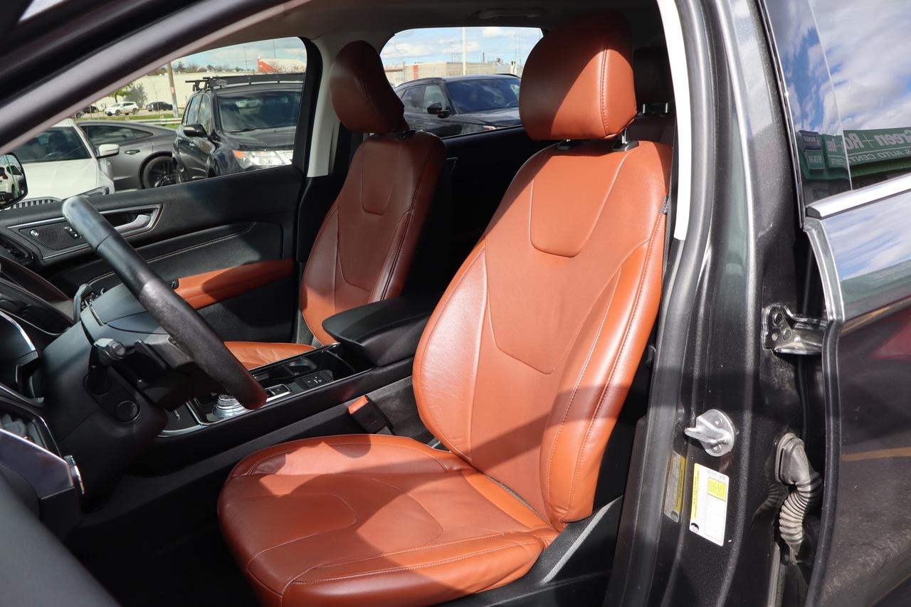 2019 Ford Edge Titanium AWD Photo